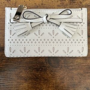 NWOT Kate Spade eyelet card holder 💕